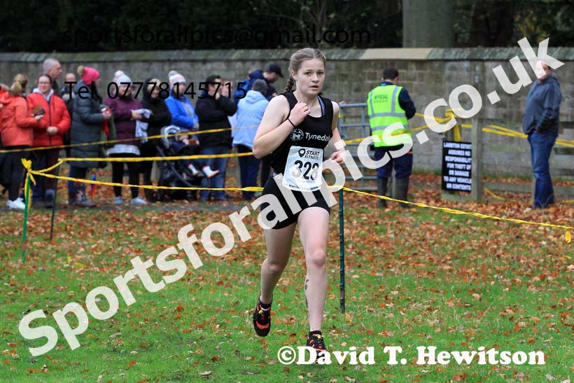 Girls under-15s, Start Fitness NEHL, Lambton Castle, Durham.  Photo: David T. Hewitson/Sports for All Pics